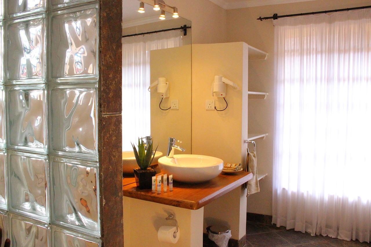 Le Rustique Hotel Nanyuki Eksteriør billede